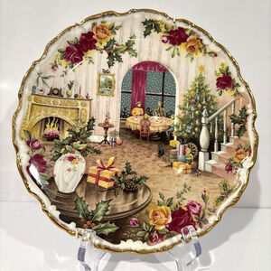 Royal Albert Christmas Magic Old Country Roses Collector Plate Vintage